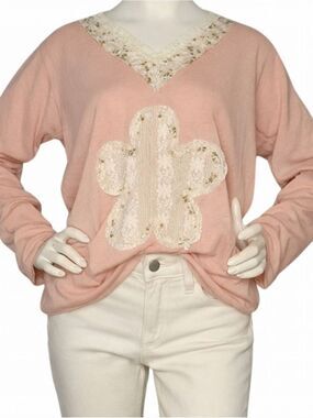 POL Zinnia Pink Floral Cactus Applique Boho Long Sleeve Top Medium